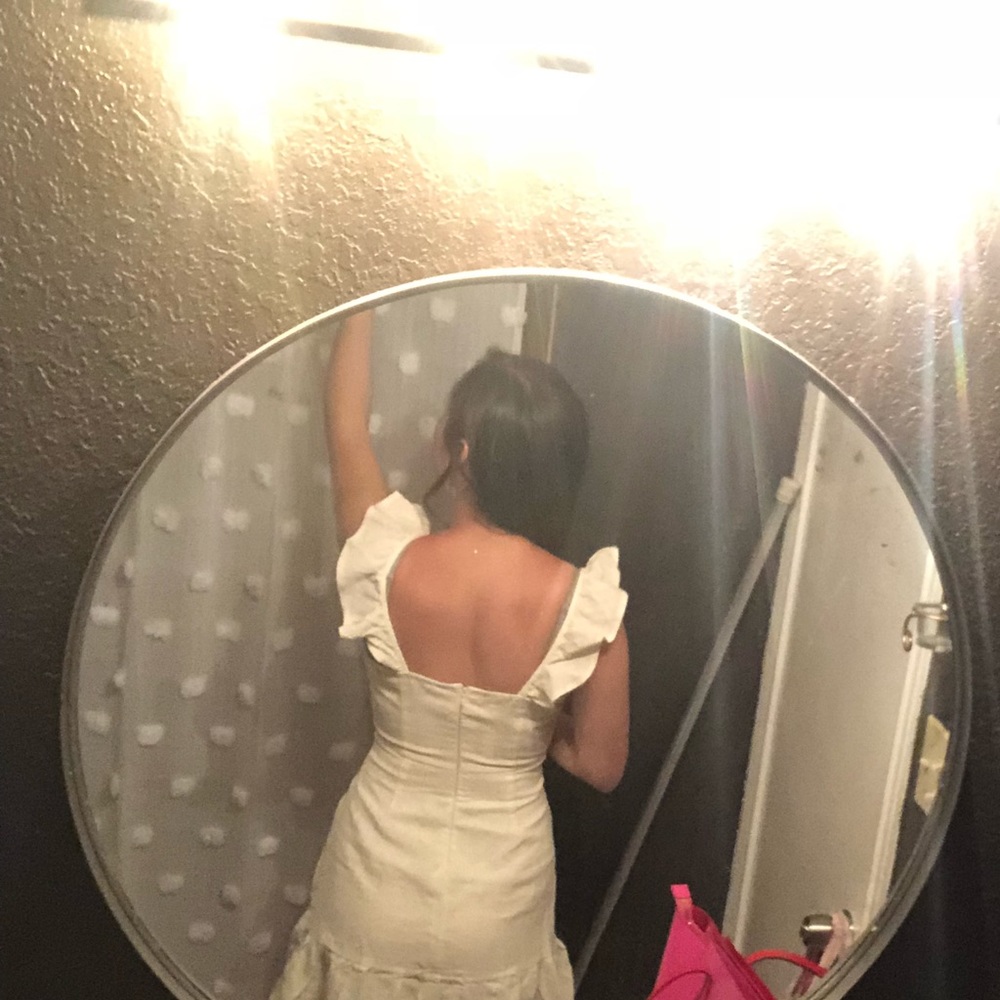 sold /// NWOT Ruffle Dress 😍 - Picture 7 of 7